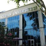 bahcesehirde-akademisyen-kiyimi-26388